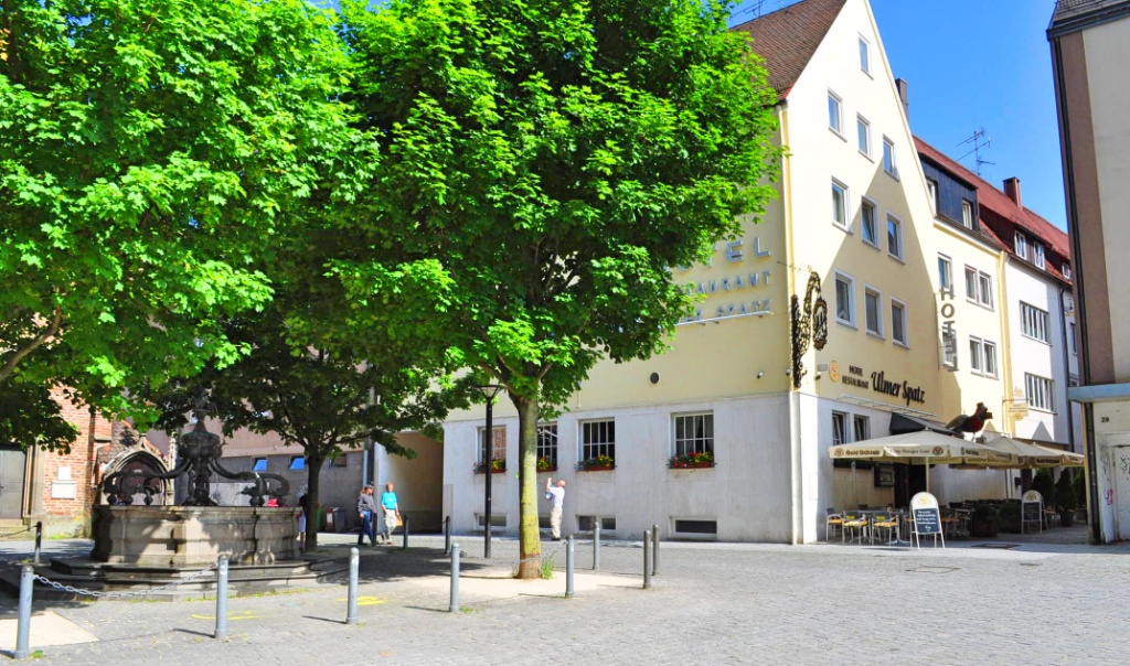 Hotel Ulmer Spatz Münsterplatz